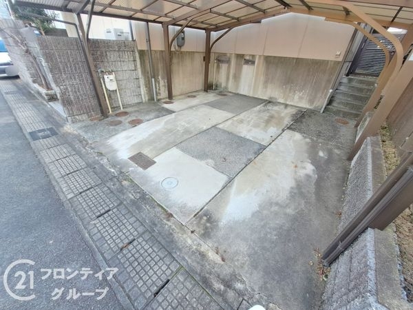 宇治市伊勢田町砂田の中古一戸建て