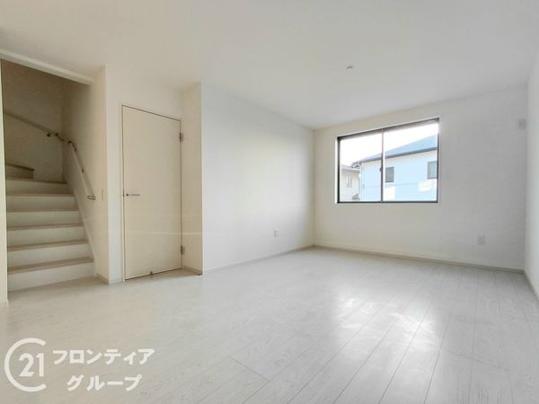 城陽市寺田深谷　新築一戸建て　３期　全１区画