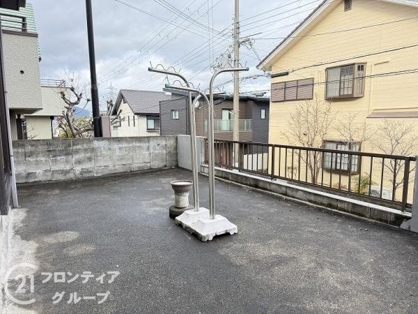 大津市本宮２丁目の中古一戸建て
