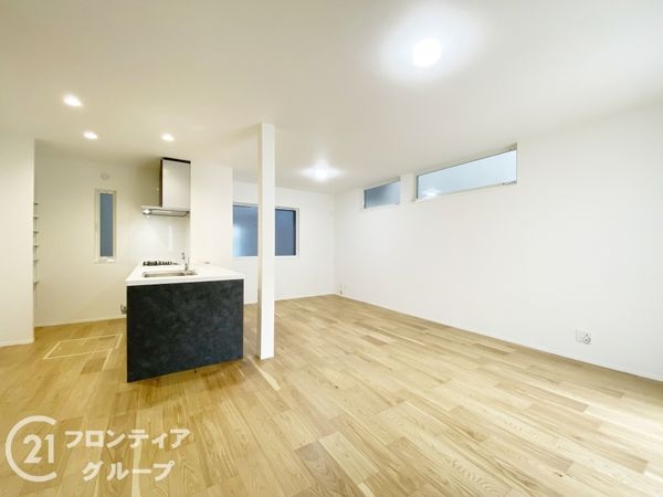 宇治市小倉町西浦　新築一戸建て
