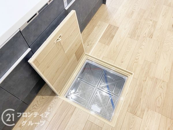宇治市小倉町西浦　新築一戸建て
