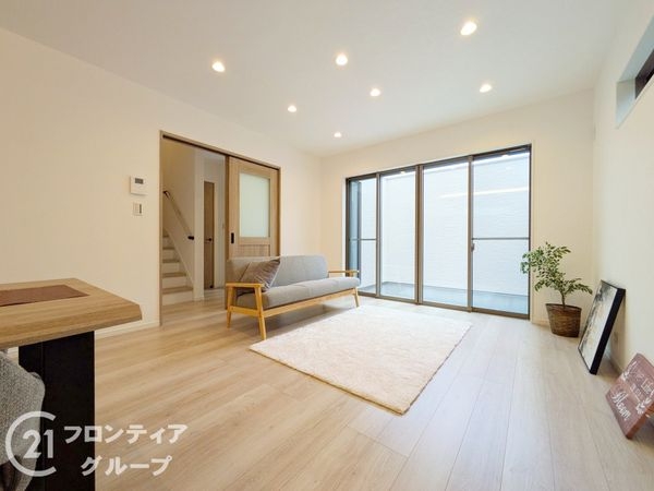 大津市雄琴５丁目　新築一戸建て　３号棟