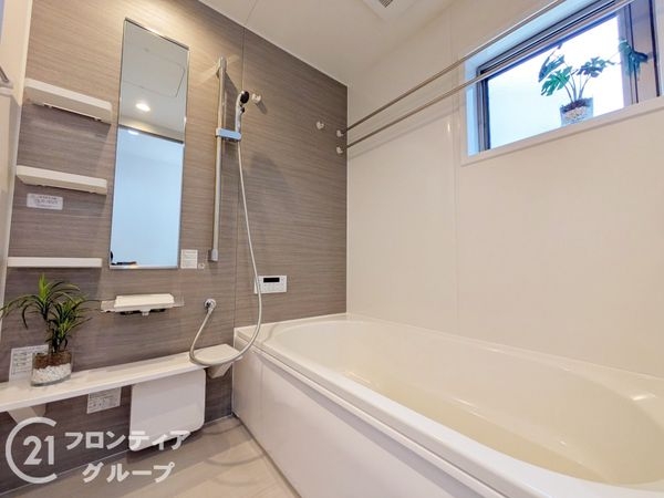 大津市雄琴５丁目　新築一戸建て　３号棟