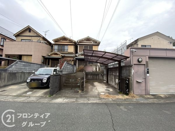 京都市伏見区深草大亀谷古御香町の中古一戸建て