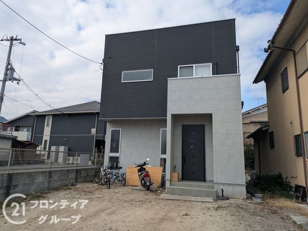 大津市下阪本４丁目の中古一戸建て