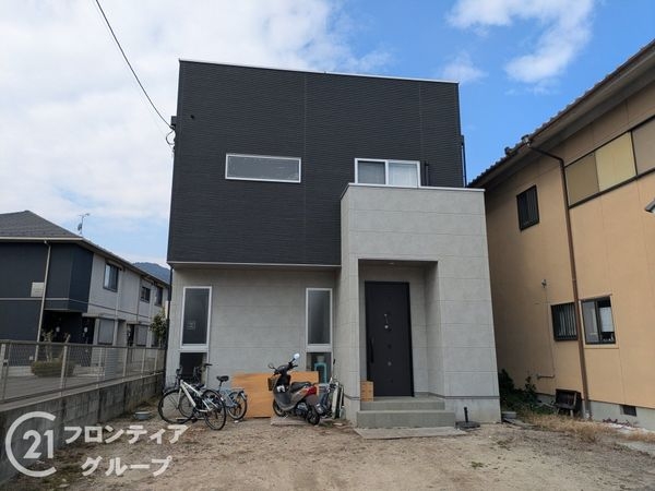 大津市下阪本４丁目の中古一戸建て