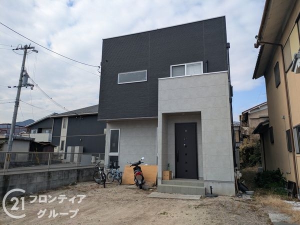 大津市下阪本４丁目の中古一戸建て