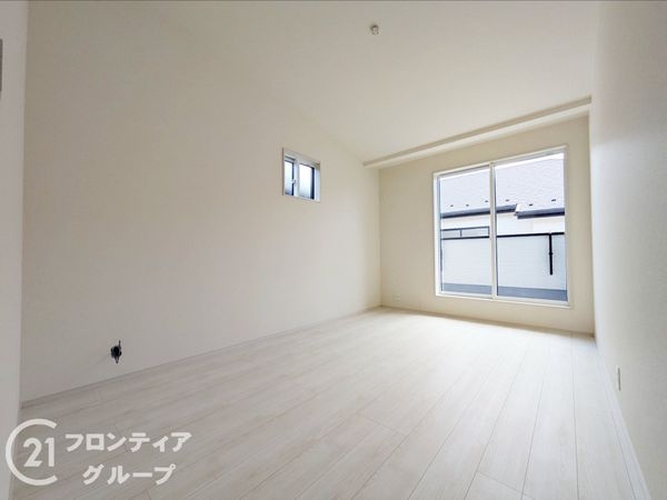 大津市雄琴５丁目　新築一戸建て　2期　１４号棟