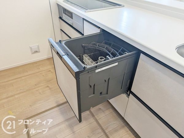 大津市雄琴５丁目　新築一戸建て　2期　１１号棟