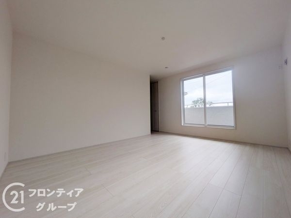 大津市堅田１丁目　新築一戸建て　３期　３号棟