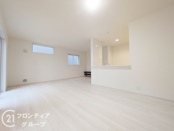 大津市堅田１丁目　新築一戸建て　３期　３号棟