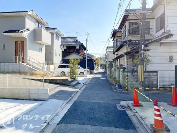 京都市伏見区深草願成町　新築一戸建て　３期　１号棟