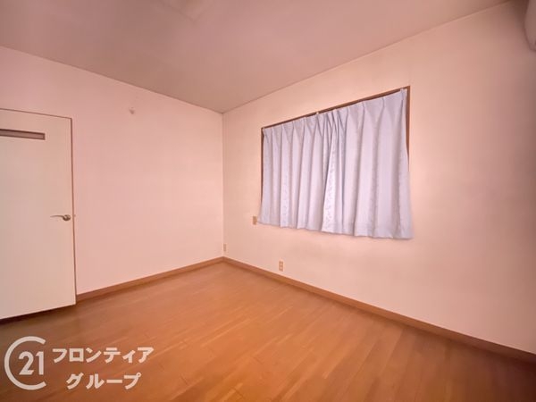 城陽市久世上大谷の中古一戸建て