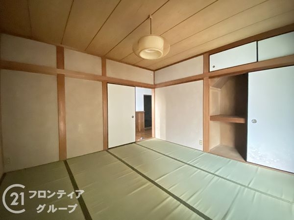 城陽市久世上大谷の中古一戸建て