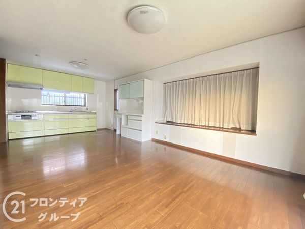 城陽市久世上大谷の中古一戸建て
