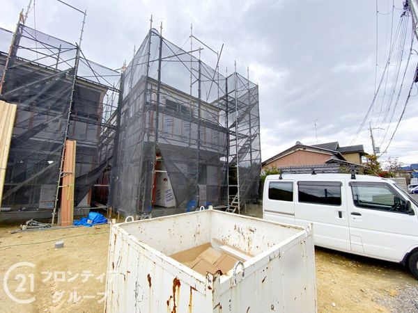 八幡市八幡園内　新築一戸建て　2期　1号棟