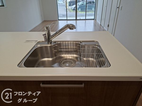 八幡市八幡園内　新築一戸建て　2期　1号棟