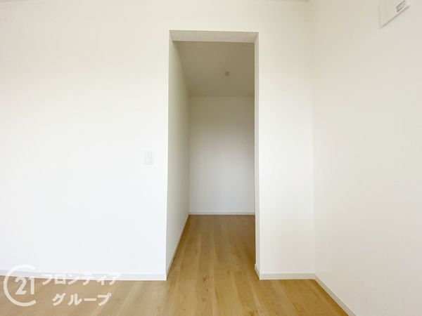 八幡市八幡園内　新築一戸建て　2期　2号棟