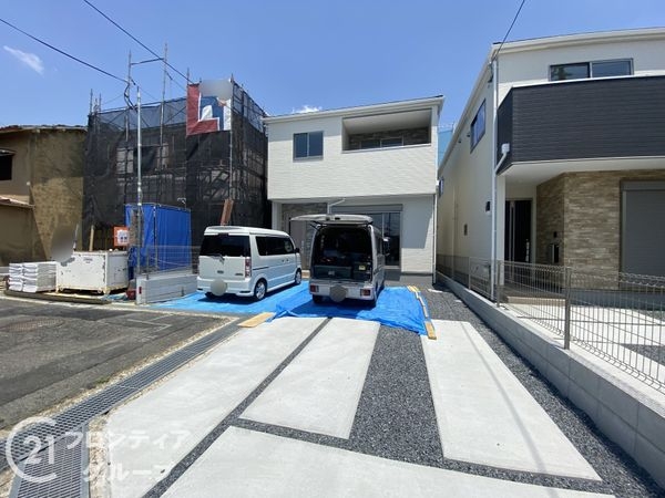 八幡市八幡園内　新築一戸建て　2期　2号棟