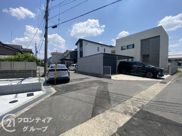 八幡市八幡園内　新築一戸建て　2期　2号棟