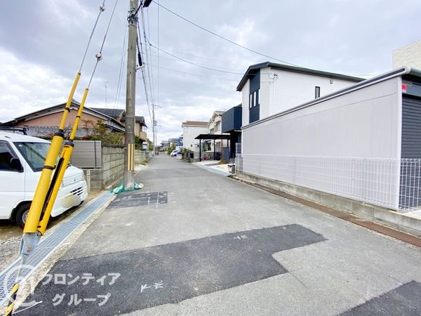 八幡市八幡園内　新築一戸建て　2期　2号棟
