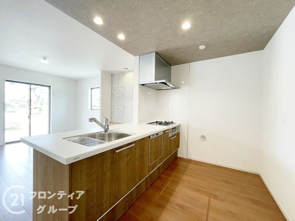 京都市伏見区羽束師古川町　新築一戸建て　1期　1号棟