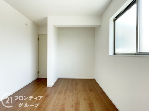 京都市伏見区羽束師古川町　新築一戸建て　1期　2号棟