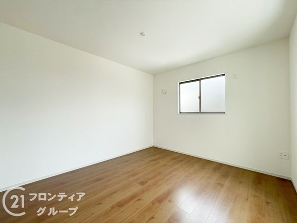 京都市伏見区羽束師古川町　新築一戸建て　1期　2号棟