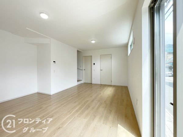 京都市山科区大宅五反畑町　新築一戸建て　1期　1号地