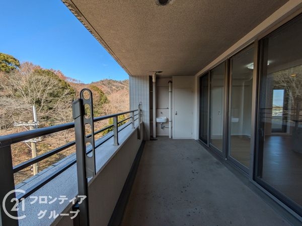シャリエ大津皇子が丘　中古マンション