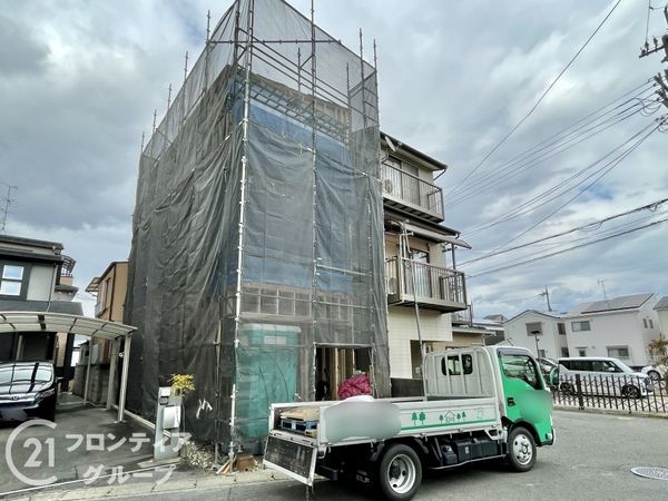 京都市南区久世中久町　新築一戸建て