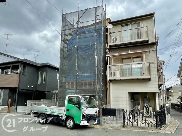 京都市南区久世中久町　新築一戸建て