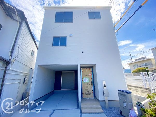 長岡京市滝ノ町１丁目　新築一戸建て　３期　１号棟