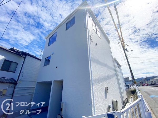 長岡京市滝ノ町１丁目　新築一戸建て　３期　１号棟