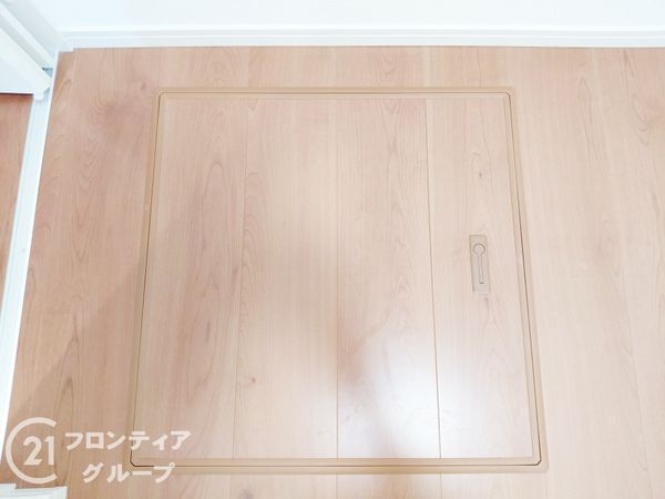 長岡京市滝ノ町１丁目　新築一戸建て　３期　１号棟