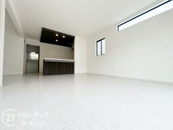 京都市伏見区醍醐南里町　新築一戸建て　１期　１号棟
