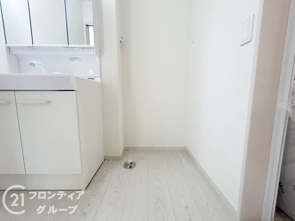 京都市伏見区醍醐南里町　新築一戸建て　１期　２号棟