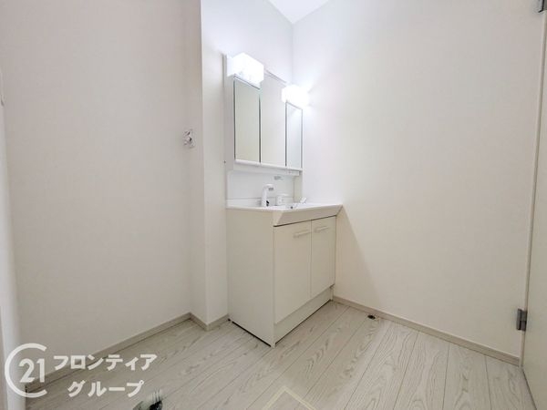 大津市雄琴６丁目　新築一戸建て　４号棟