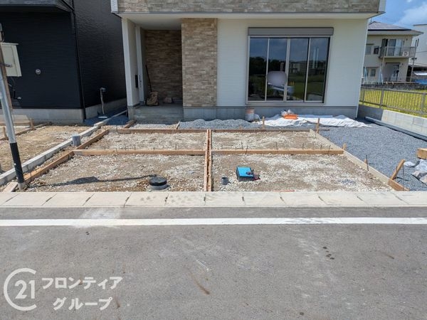 大津市雄琴６丁目　新築一戸建て　１号棟