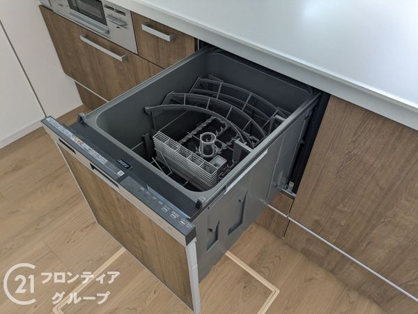 大津市雄琴６丁目　新築一戸建て　１号棟