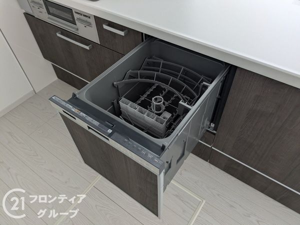 大津市雄琴６丁目　新築一戸建て　２号棟