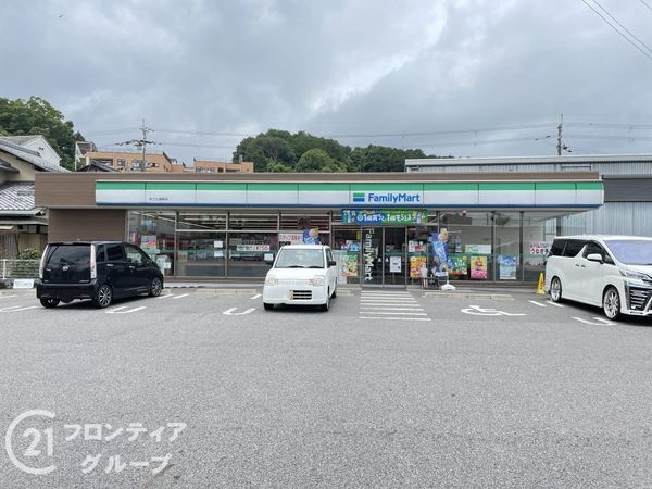大津市雄琴６丁目　新築一戸建て　３号棟(ファミリーマートおごと温泉店)