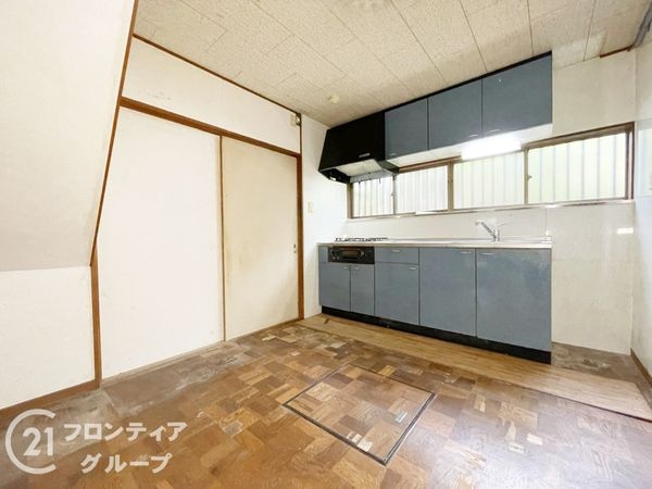 京都市伏見区深草南明町　中古一戸建て