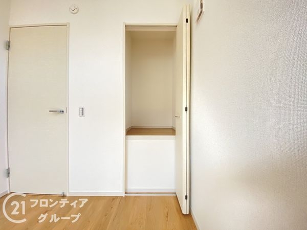 京田辺市草内八田　新築一戸建て　２期　１号棟