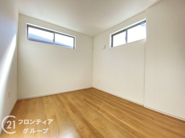 京田辺市草内八田　新築一戸建て　２期　１号棟