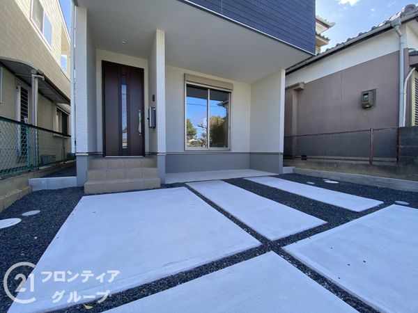 京田辺市草内八田　新築一戸建て　２期　１号棟