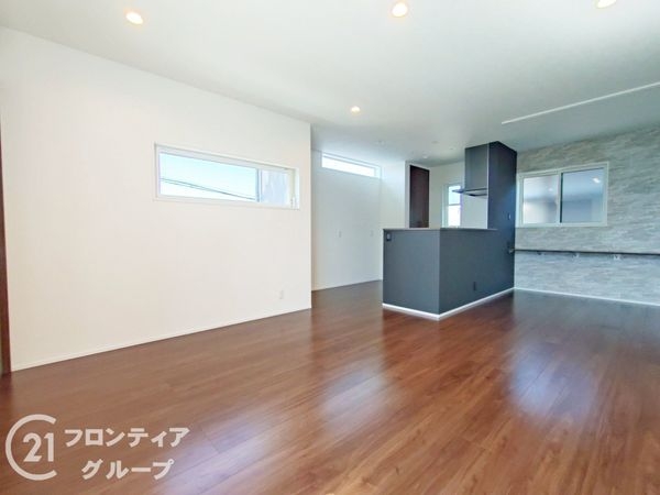 大津市大江４丁目　新築一戸建て　１号棟