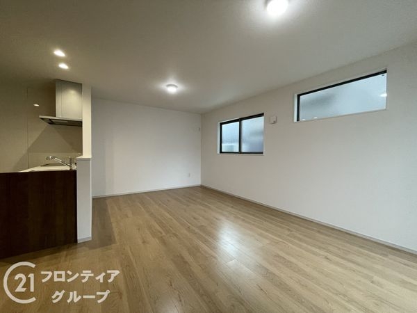 城陽市市辺五島　新築一戸建て　１期　１号棟