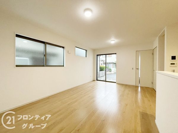 城陽市市辺五島　新築一戸建て　１期　１号棟