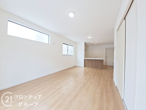 京都市山科区小山西御所町　新築一戸建て　１期　３号地